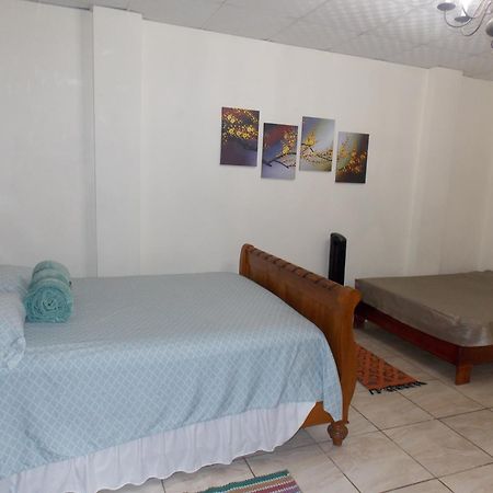 Stewart Apt- Trincity, Airport, Washer, Dryer, Office, Cable , Wifi Екстер'єр фото
