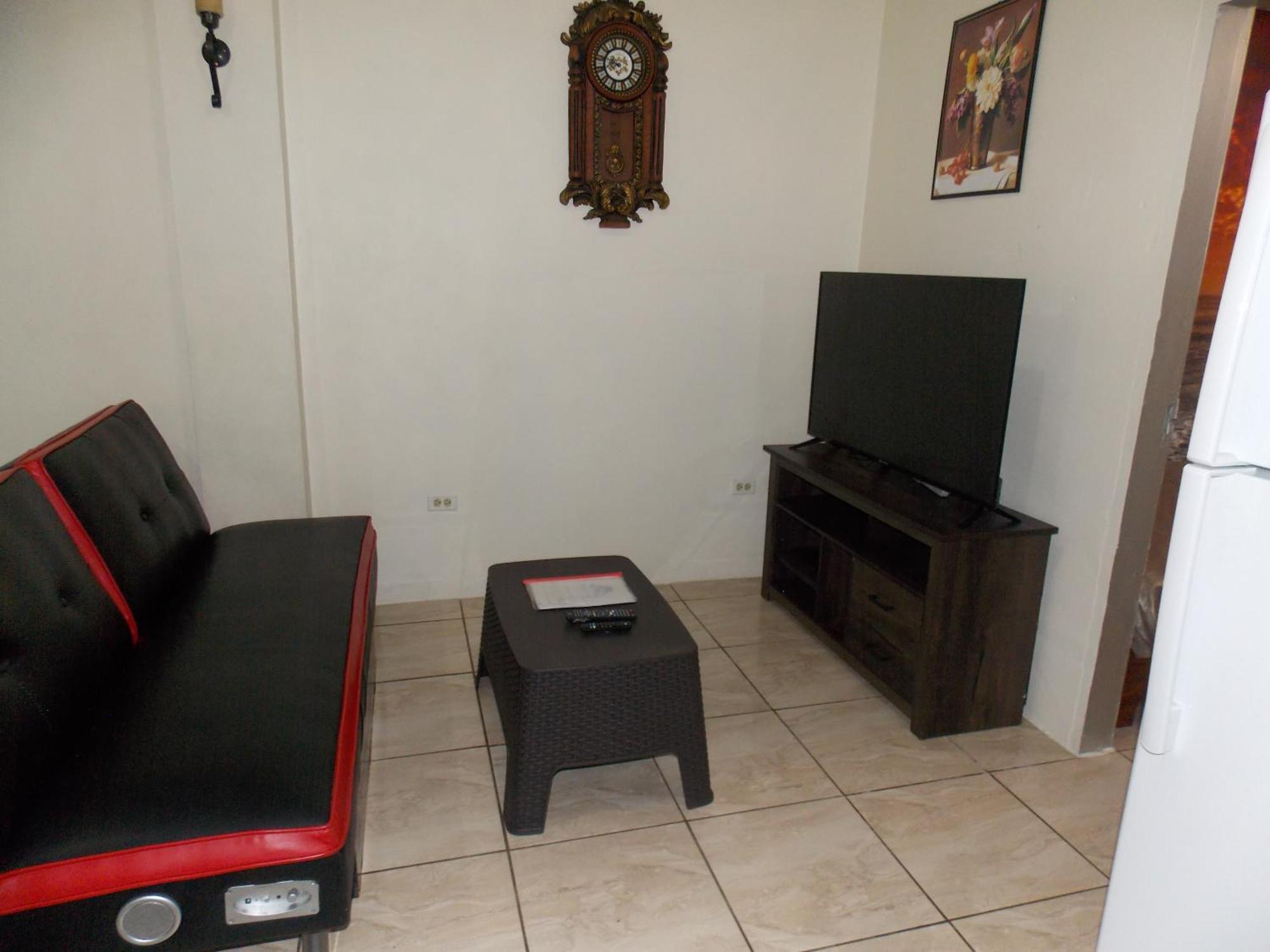 Stewart Apt- Trincity, Airport, Washer, Dryer, Office, Cable , Wifi Екстер'єр фото