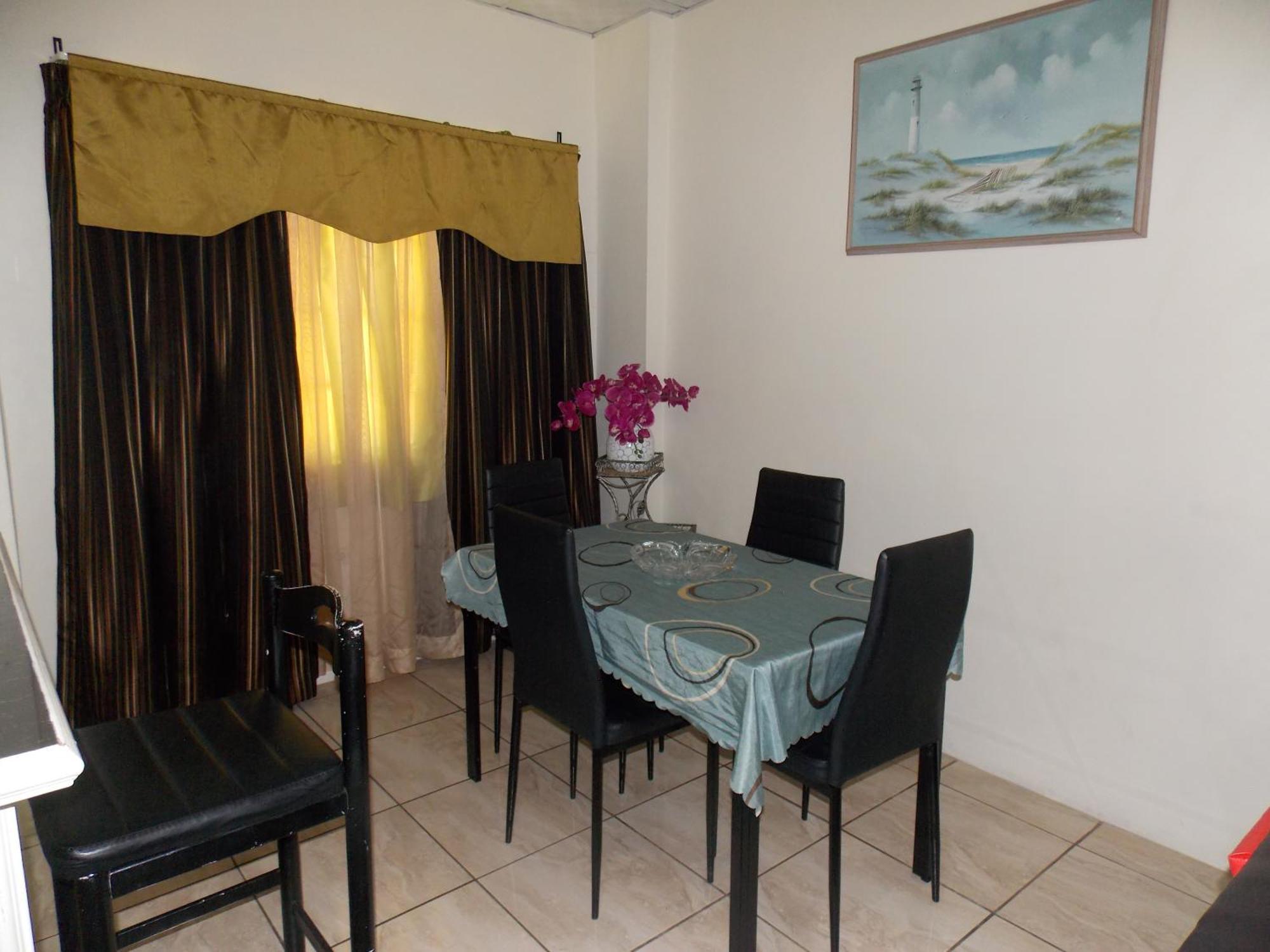 Stewart Apt- Trincity, Airport, Washer, Dryer, Office, Cable , Wifi Екстер'єр фото
